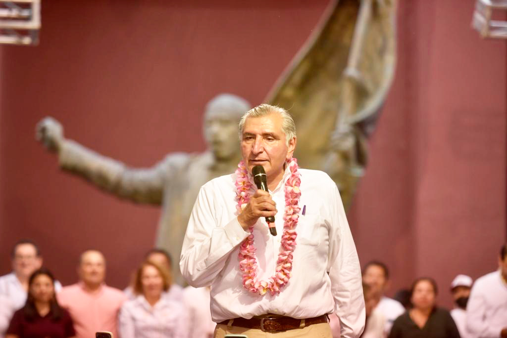 Se valen las diferencias políticas, pero no meternos el pie entre compañeros, advierte Adán Augusto López Hernández ante más de 16 mil ciudadanas y ciudadanos morelenses