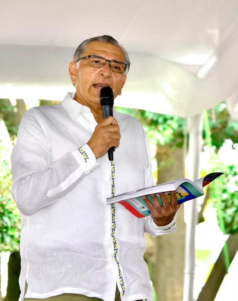 Sale Adán Augusto López Hernández nuevamente en defensa de los libros de texto gratuitos