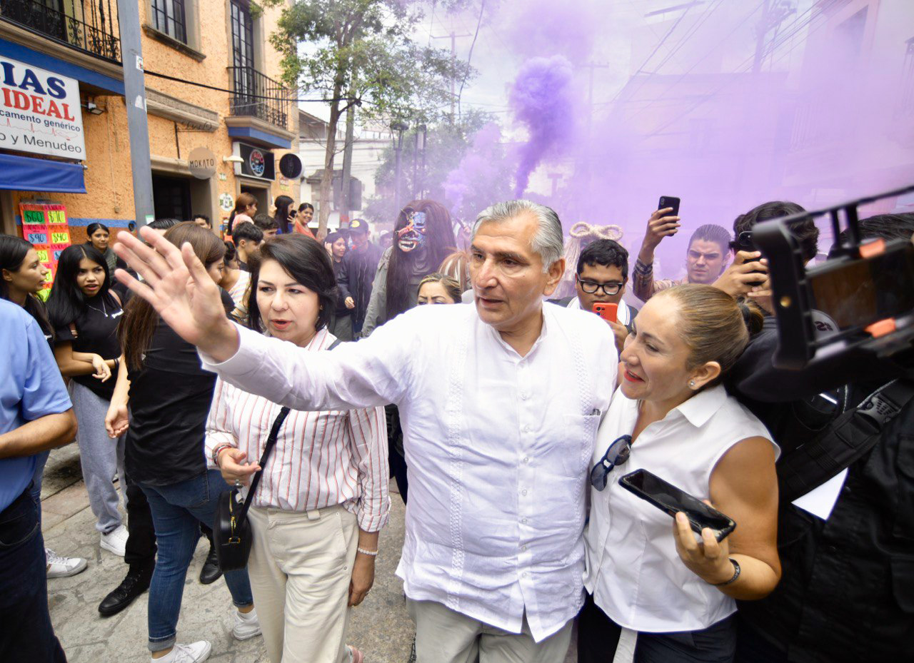  Asegura Adán Augusto López Hernández estar de acuerdo con resultado de casas encuestadoras que apoyarán la definición del coordinador para la Defensa de la Cuarta Transformación