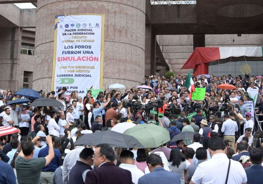 Reforma judicial provoca paro indefinido de trabajadores en todo el país