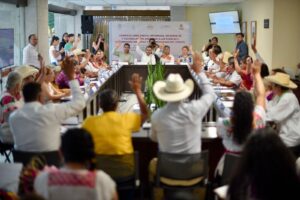 Avanza propuesta de reforma al Artículo 5 constitucional