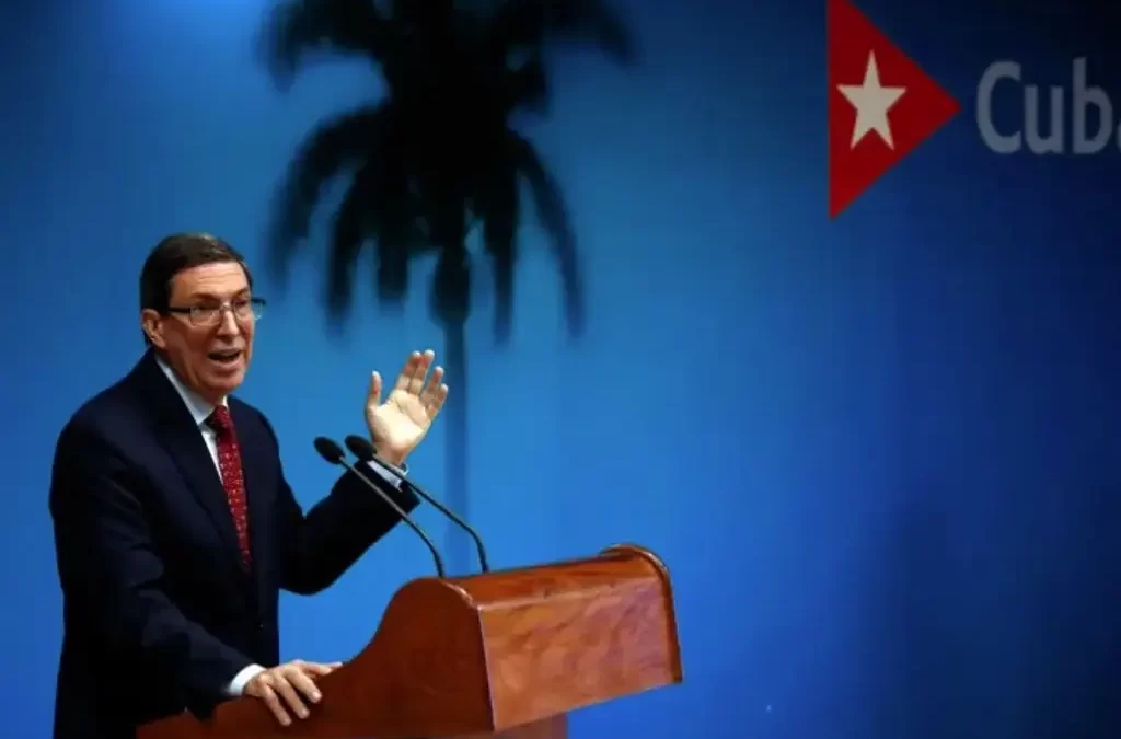 Cuba acusa a EU de querer destruir a la revolución bolivariana y chavista de Venezuela