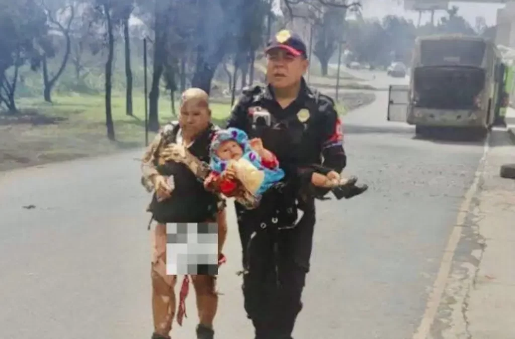 Secretaría de Salud da por muerta ‘por error’ a la abuelita que salvó a su nieta en explosión de pipa; pide disculpa