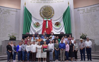 Capacitan a munícipes de la región de Papantla en materia de entrega-recepción