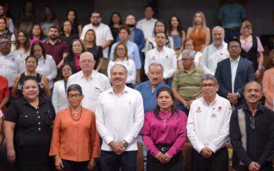 Celebra diputado 45 aniversario de la Universidad Pedagógica Veracruzana