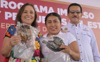 La 4T regresa los recursos al pueblo; Rocío Nahle entrega apoyos al sector pesquero