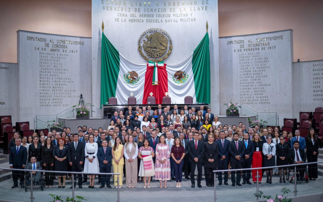Congreso toma inédita protesta de ley a integrantes del Poder Judicial electos por voto popular