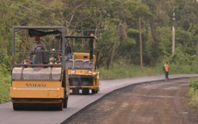 Rocío Nahle supervisa avances en obras carreteras del Papaloapan y Los Tuxtlas