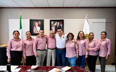 Logra diputado Esteban Bautista seguridad social para trabajadores del estado