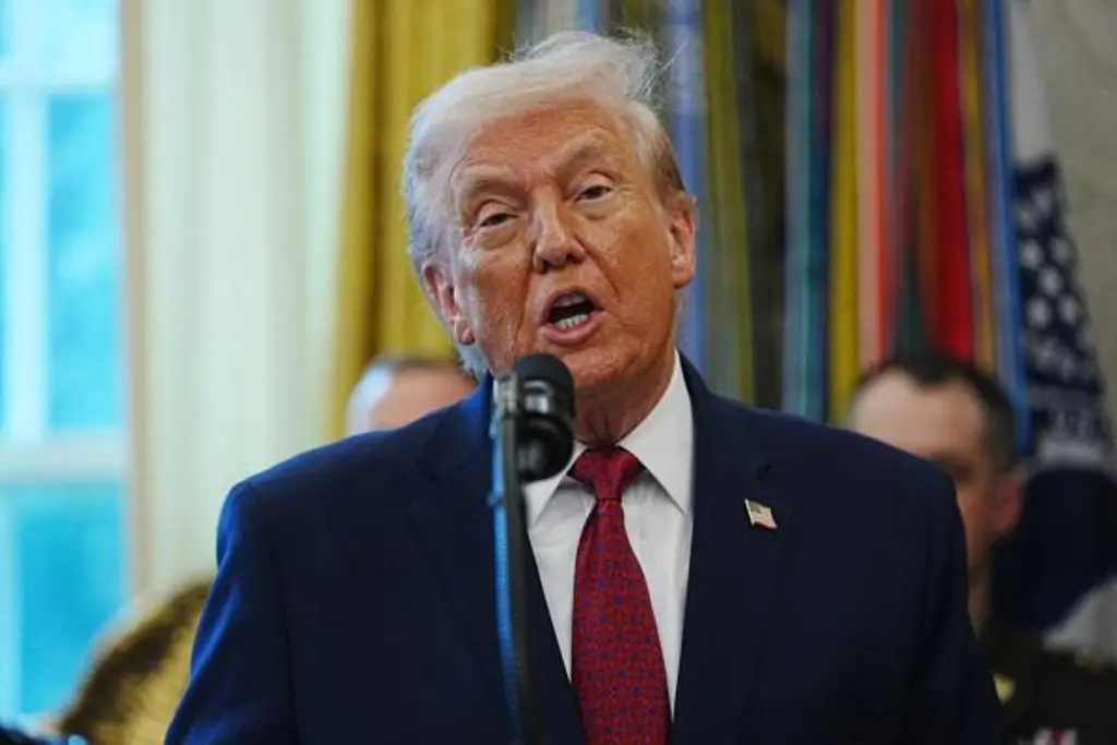 Pide Trump a México «intensificar» sus esfuerzos contra cárteles tras muerte de «El Mencho»