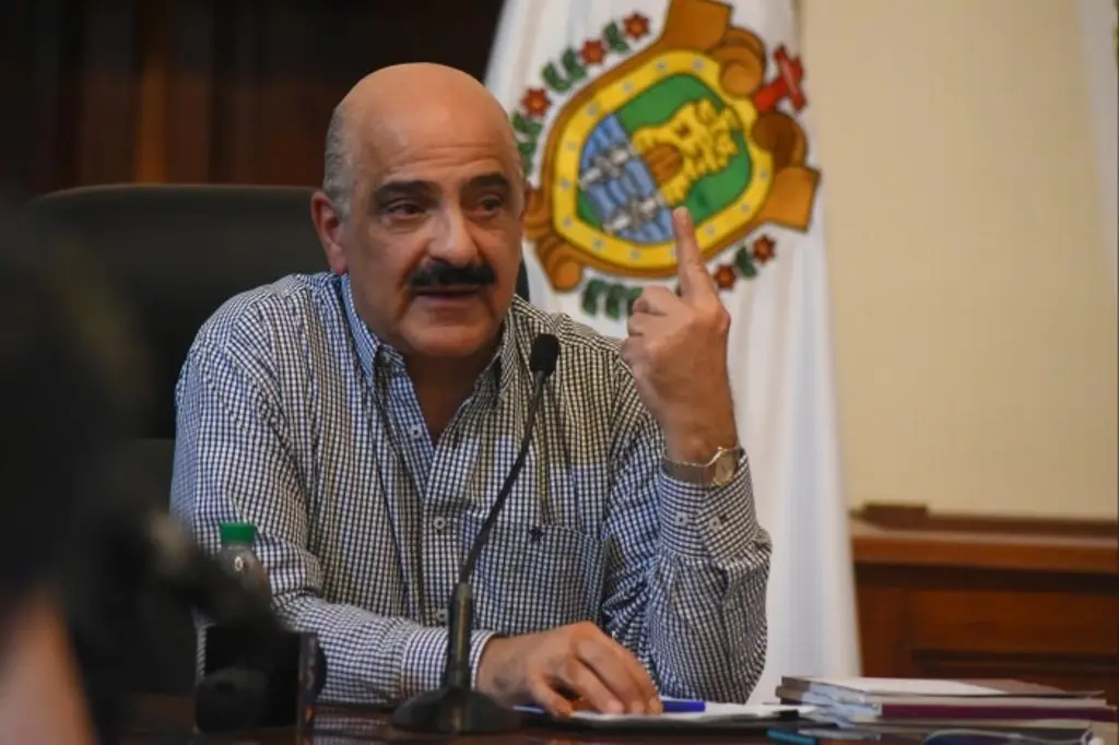 Ricardo Ahued descarta dejar la Secretaría de Gobierno de Veracruz