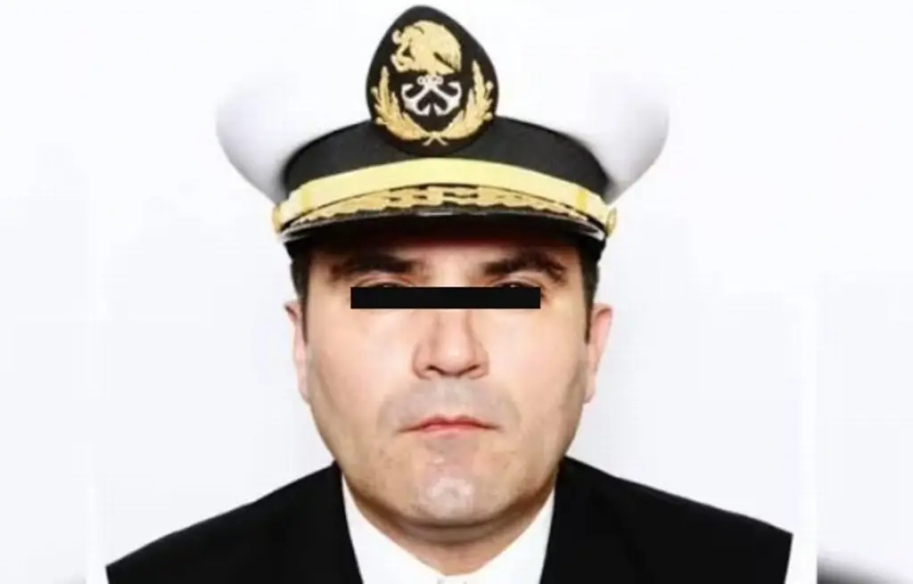 Ex vicealmirante Fernando F. L. solicitará asilo político en Argentina: abogado