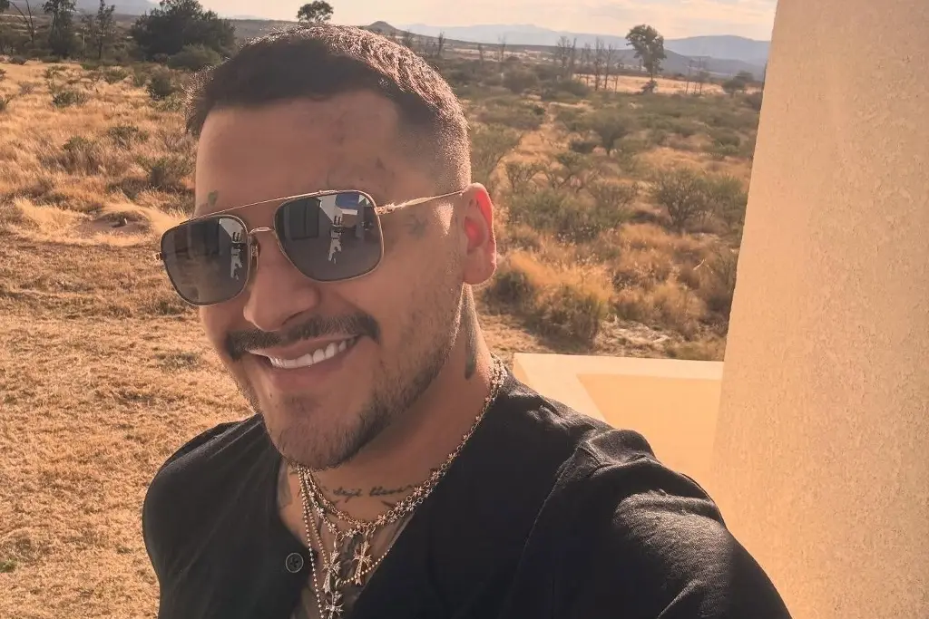 ¿Pleito legal entre Christian Nodal y sus papás? Esto es lo que se sabe