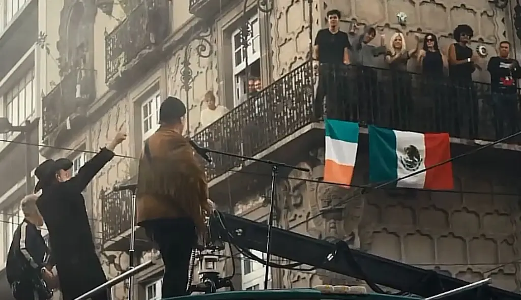 La banda irlandesa U2 graba nuevo video en calles del Centro Histórico de la CDMX