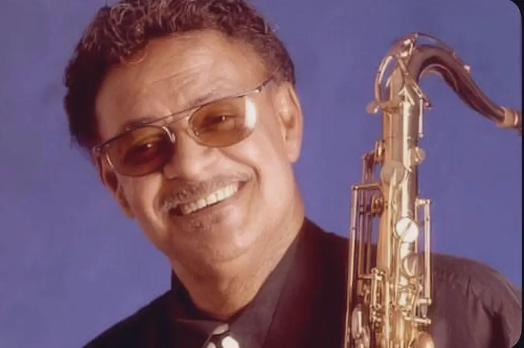 Muere el legendario saxofonista Plas Johnson. El del tema de ‘La Pantera Rosa’