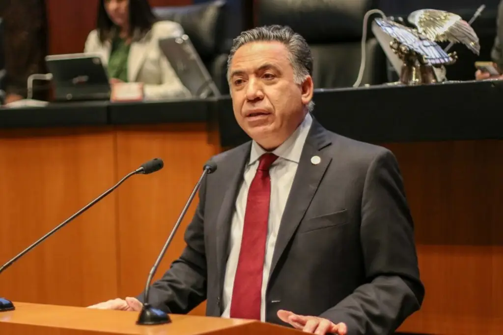 Oficializa Enrique Inzunza su separación del grupo parlamentario de Morena